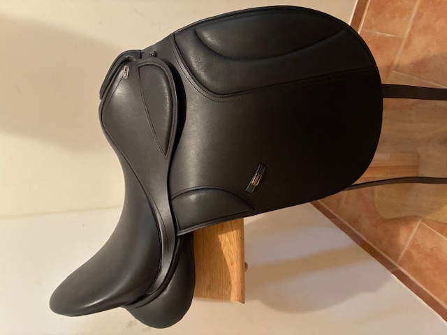 Dressursattel " Favorito" Verona