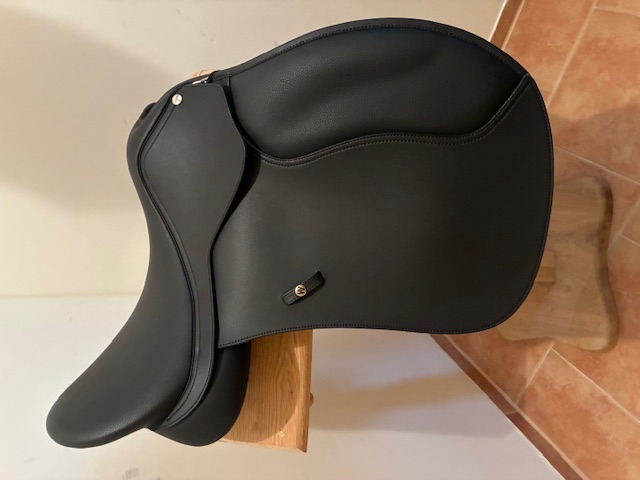 Wintec 500 Vielseitigkeitssattel weit